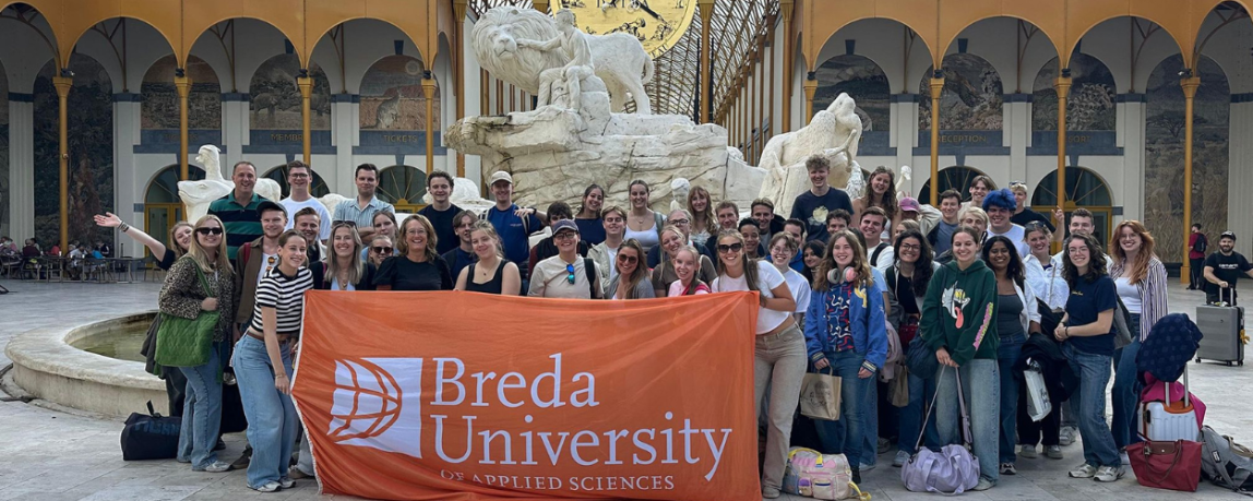 Behind the scenes: ATPM students discover the magic in Belgian theme parks