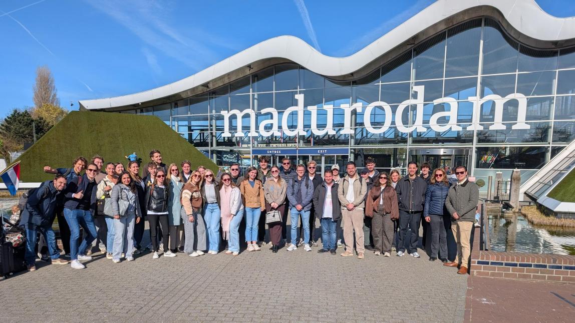 Fieldtrips to Madurodam, Drievliet, Keukenhof and SnowWorld