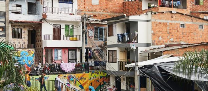 Narrating the Unpleasant: ‘Ugliness’ as a resource in tourism research